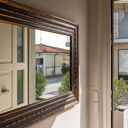 Viareggio Suite - Beach Apartment Kültér fotó